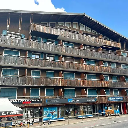 - Renove Au Pied Des Pistes, Central, 4 Pers, Balcon, Parking Prive - Fr-1-623-256 Les Gets
